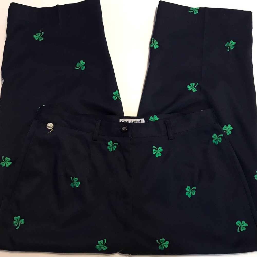 Coral Bay Blue Shamrocks Capri Golf Pants 10 EUC
